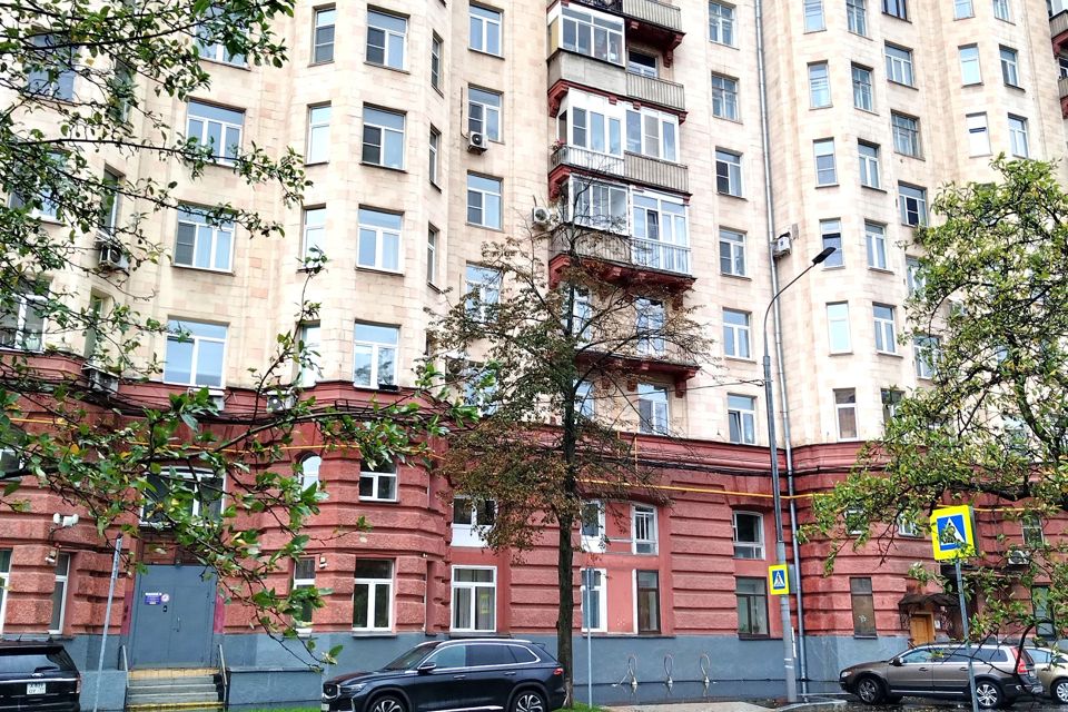 Продаётся 2-комнатная квартира, 60.7 м²