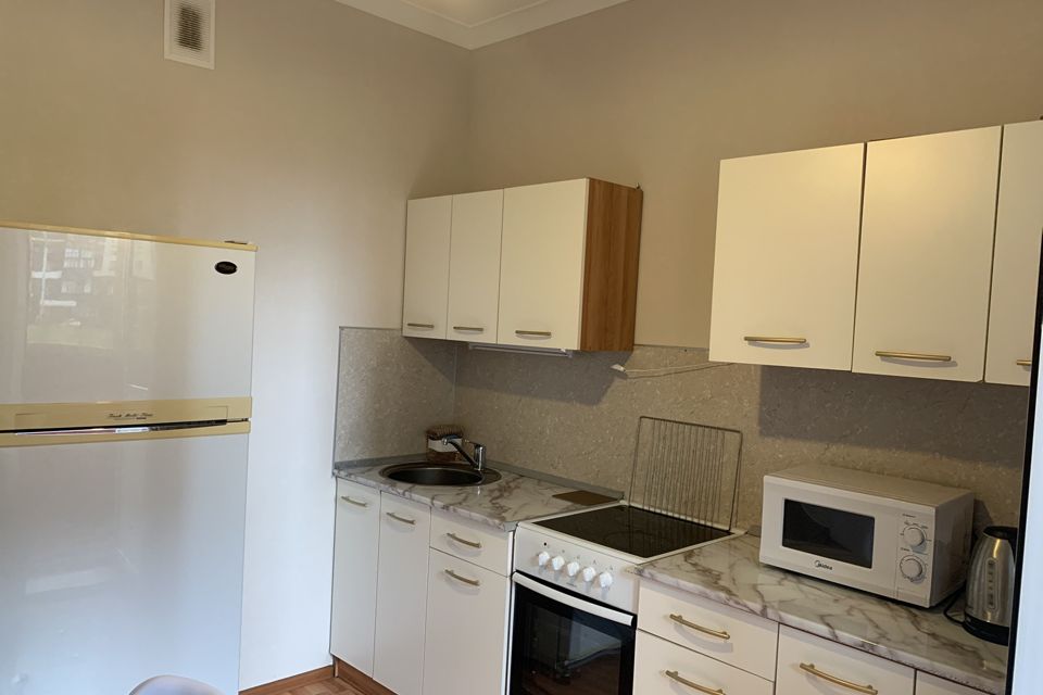 Продаётся 1-комнатная квартира, 37.6 м²