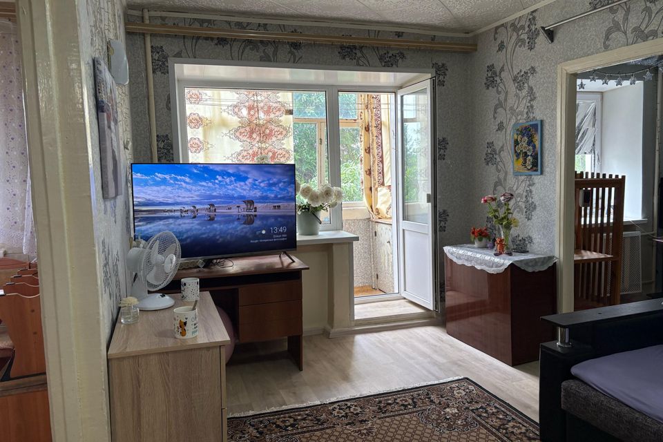 Продаётся 2-комнатная квартира, 42.8 м²