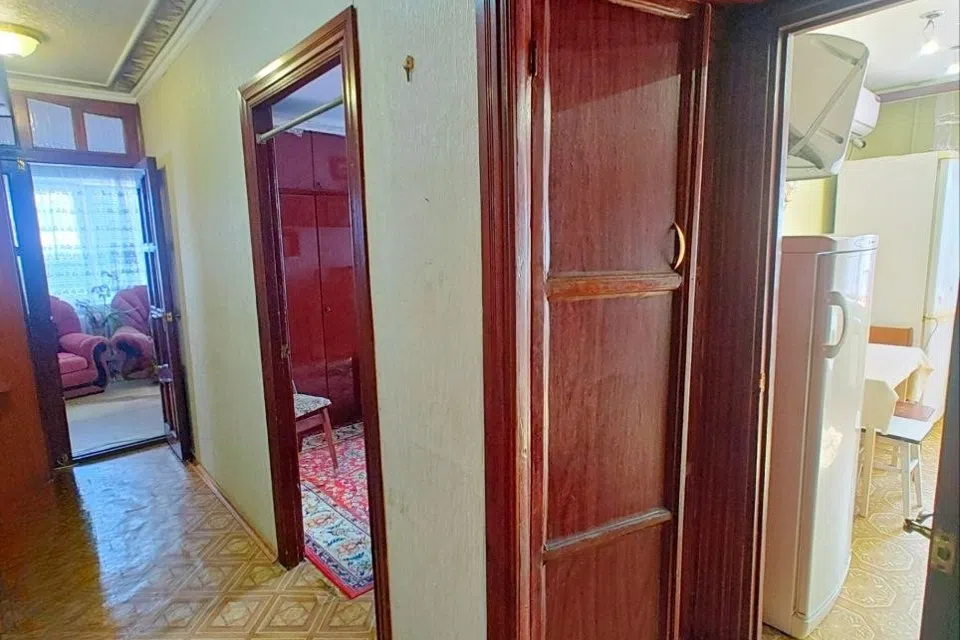 Продаётся 3-комнатная квартира, 57 м²