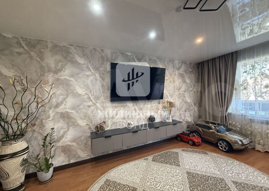 Продаётся 2-комнатная квартира, 67.1 м²
