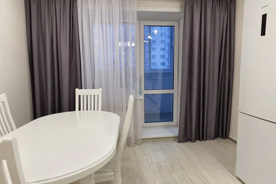 Продаётся 2-комнатная квартира, 71.1 м²