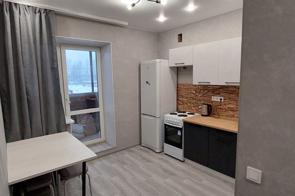 Продаётся 1-комнатная квартира, 32 м²