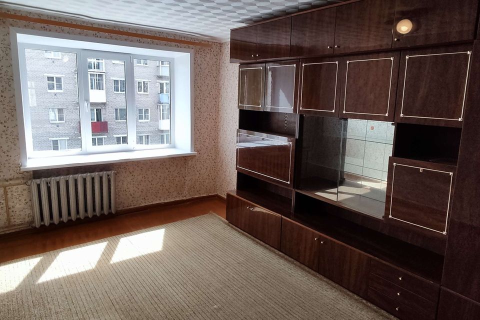 Продаётся 3-комнатная квартира, 61.4 м²