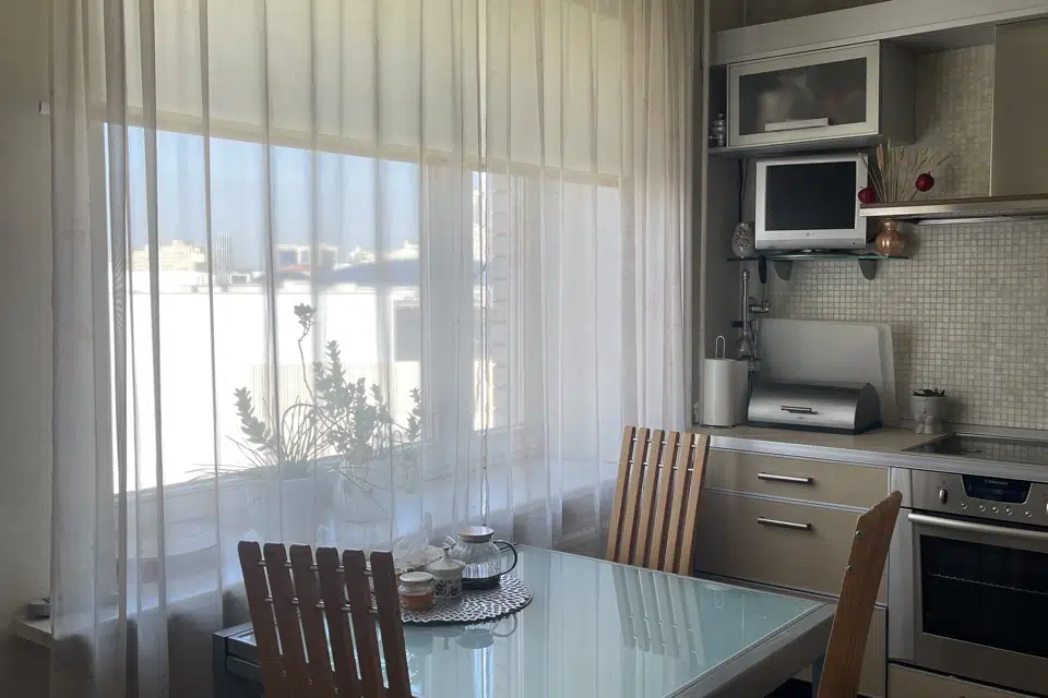 Продаётся 4-комнатная квартира, 123 м²