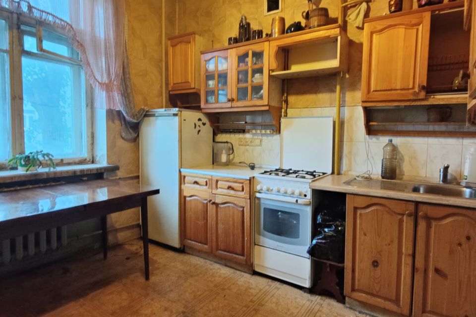 Продаётся 1-комнатная квартира, 53.7 м²