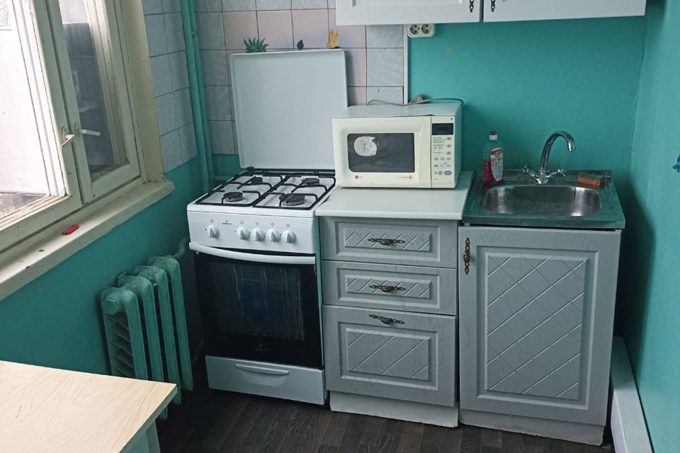 Продаётся 3-комнатная квартира, 59.3 м²