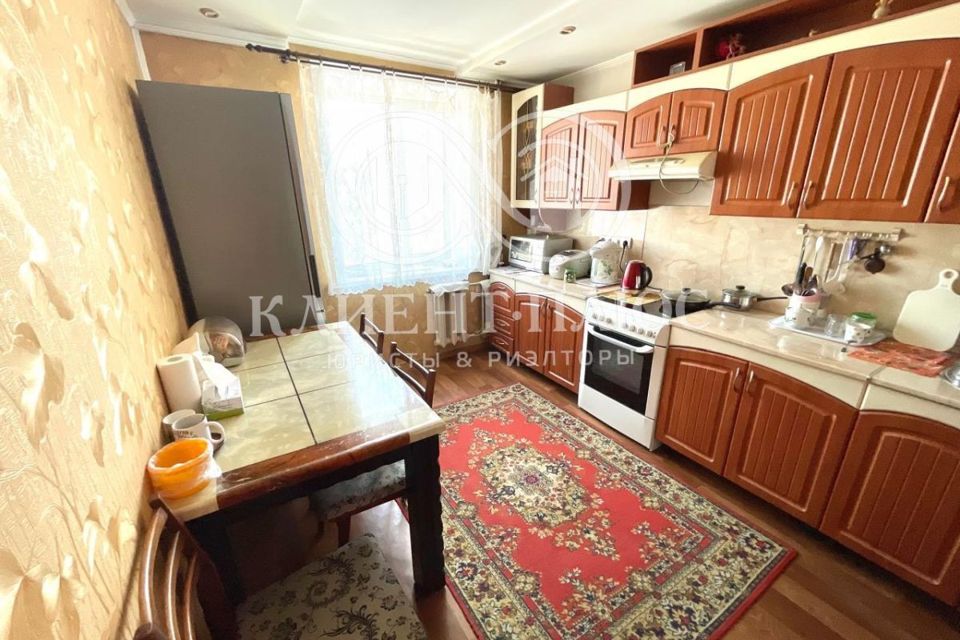 Продаётся 4-комнатная квартира, 91 м²