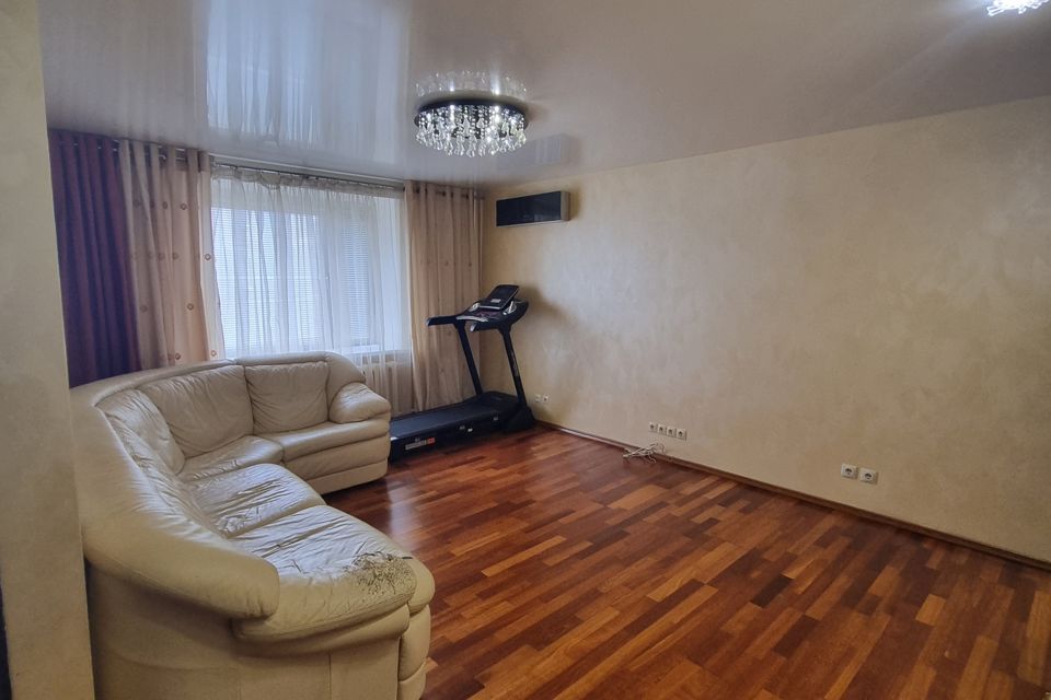 Продаётся 3-комнатная квартира, 82 м²