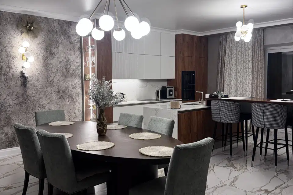 Продаётся 2-этажный дом, 435 м²