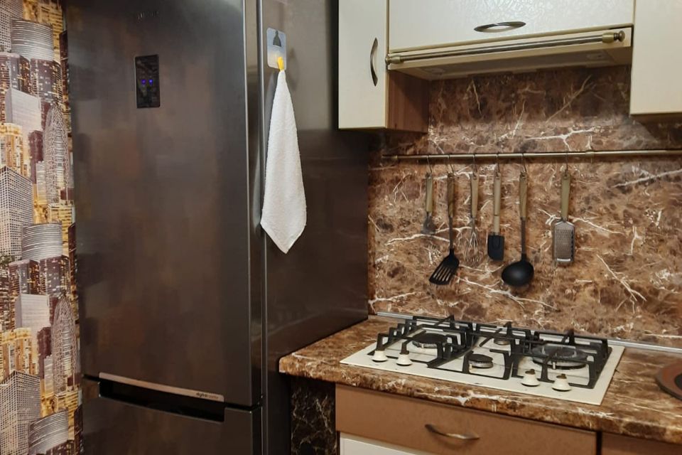 Продаётся 3-комнатная квартира, 59.4 м²