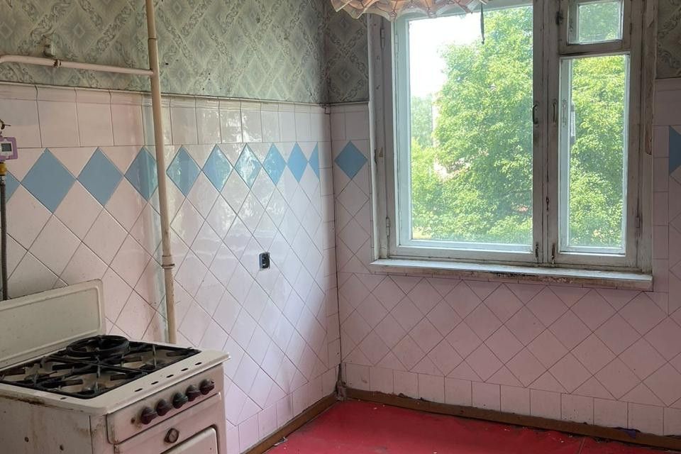 Продаётся 3-комнатная квартира, 63.5 м²