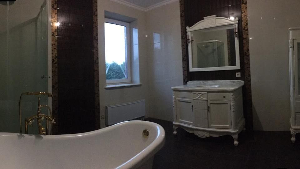 Продаётся 2-этажный дом, 278 м²
