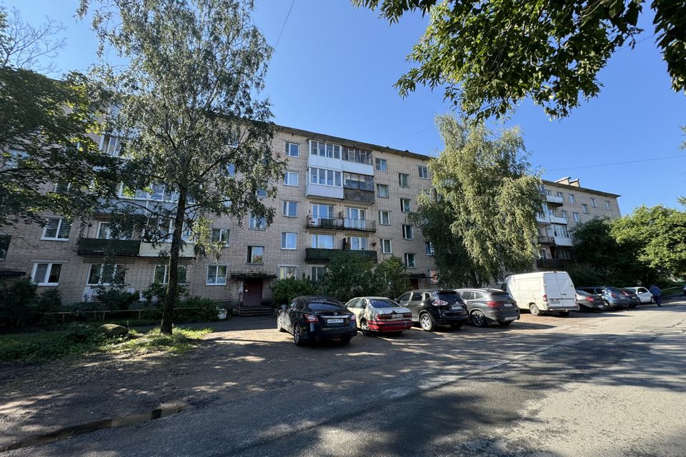 Продаётся 3-комнатная квартира, 63.2 м²