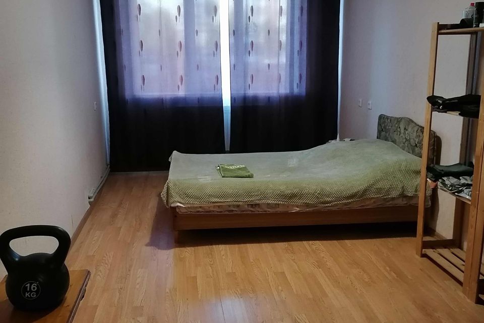 Продаётся 1-комнатная квартира, 37 м²