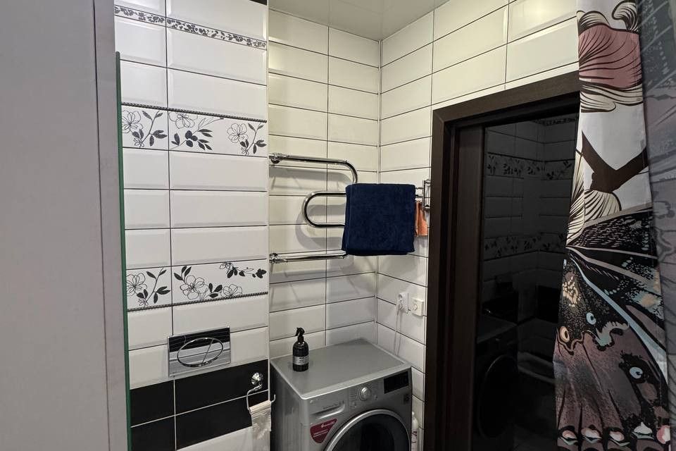 Продаётся 1-комнатная квартира, 42 м²