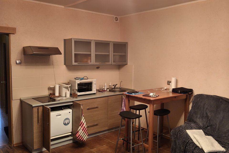 Продаётся 2-комнатная квартира, 55.8 м²