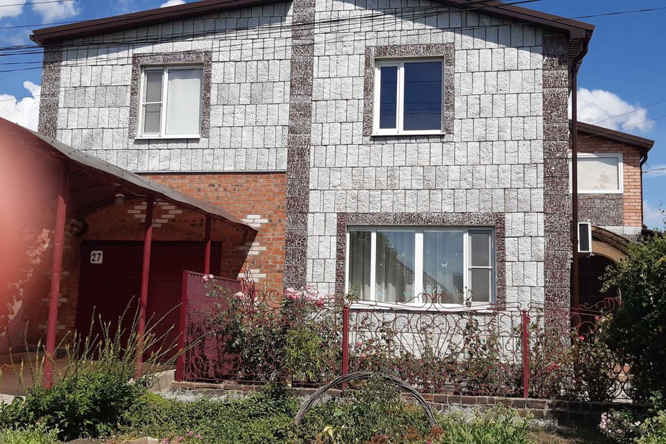 Продаётся 2-этажный дом, 200.7 м²