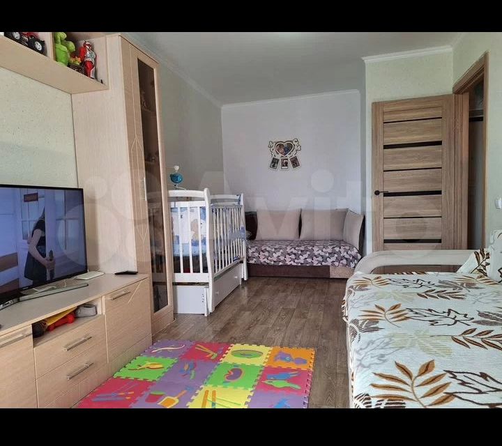 Продаётся 1-комнатная квартира, 32 м²