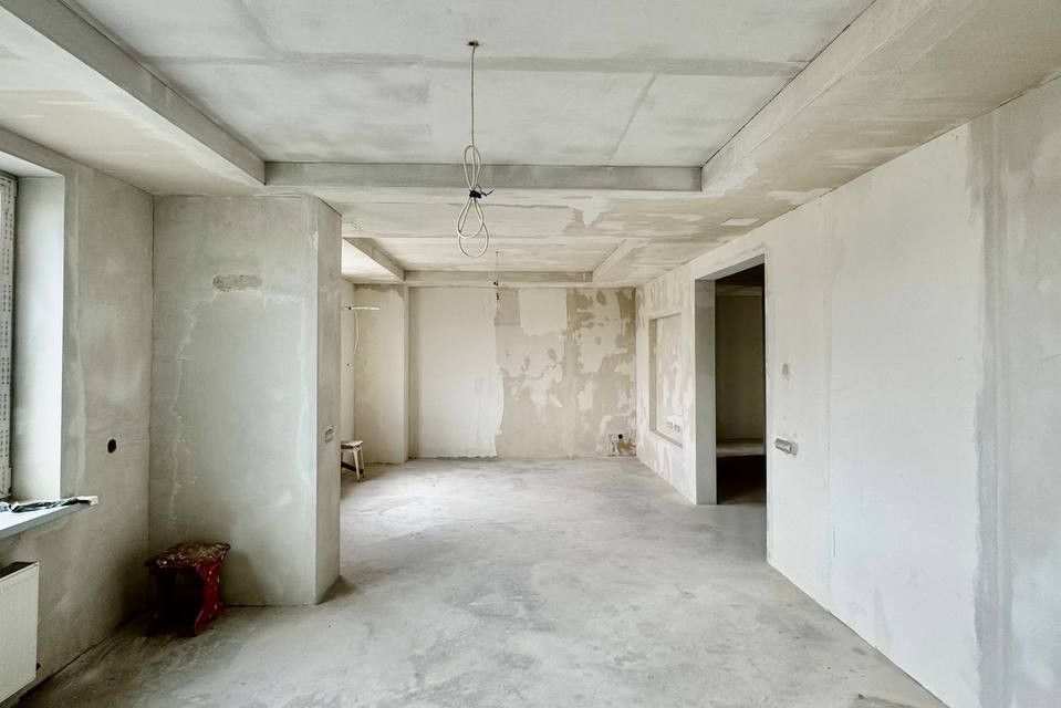 Продаётся 3-комнатная квартира, 104 м²