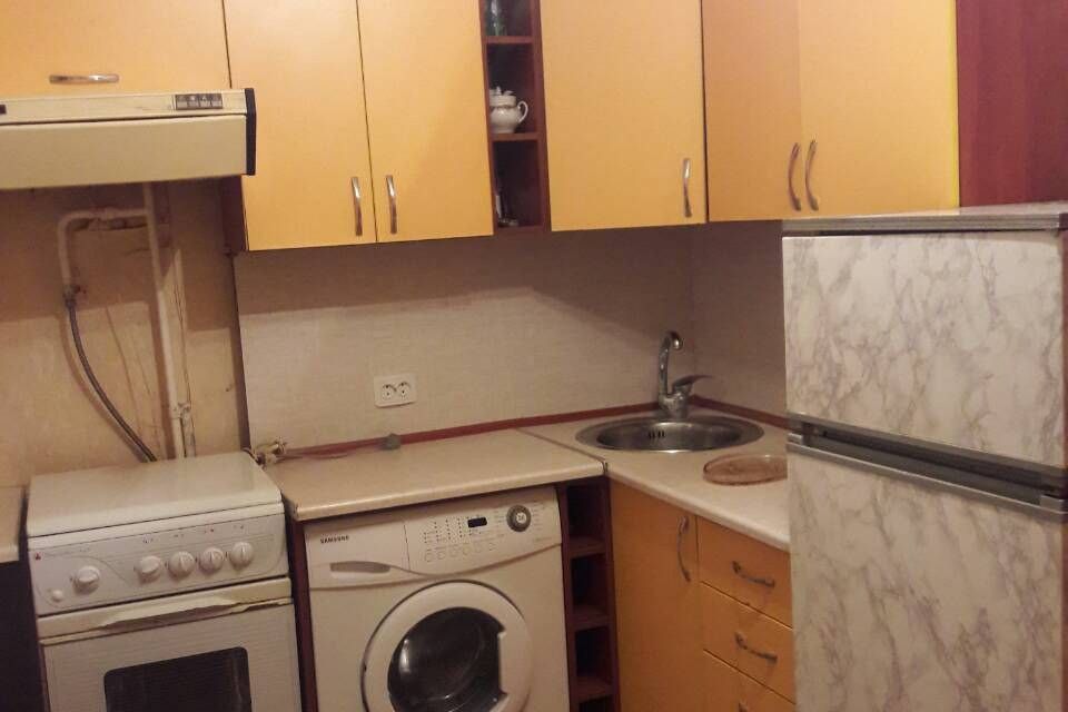 Продаётся 1-комнатная квартира, 32 м²