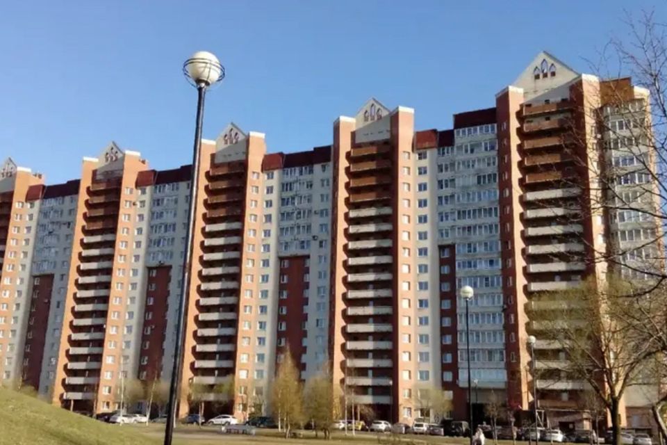 Продаётся 1-комнатная квартира, 42 м²