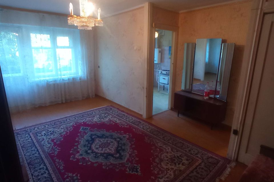 Продаётся 2-комнатная квартира, 42.3 м²