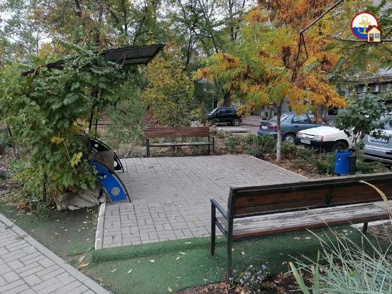 Продаётся 3-комнатная квартира, 52.2 м²