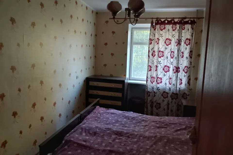 Продаётся 3-комнатная квартира, 57.3 м²