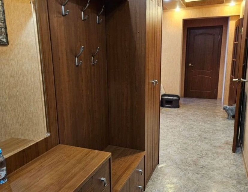 Продаётся 4-комнатная квартира, 99.7 м²