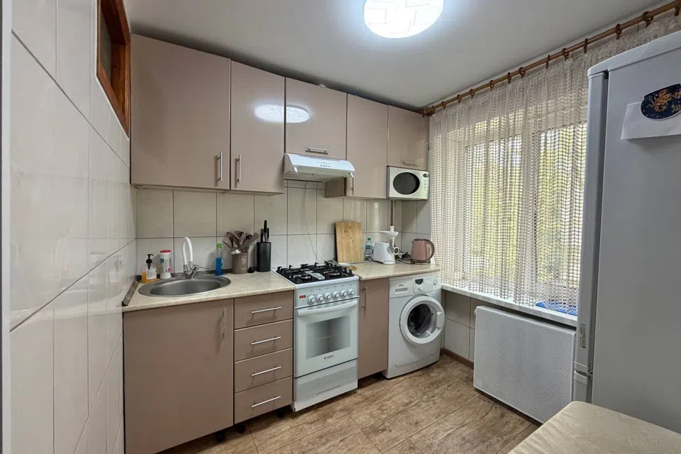 Продаётся 1-комнатная квартира, 32 м²