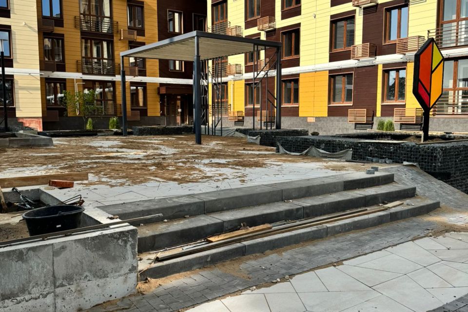 Продаётся 2-комнатная квартира, 59.8 м²