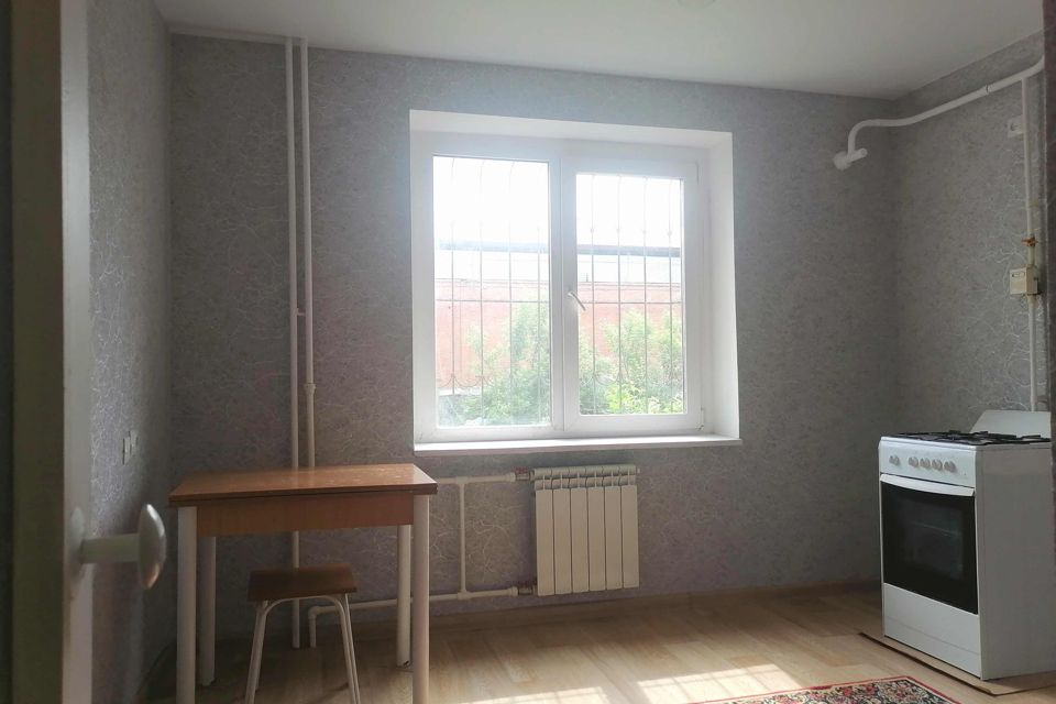 Продаётся 1-комнатная квартира, 37 м²