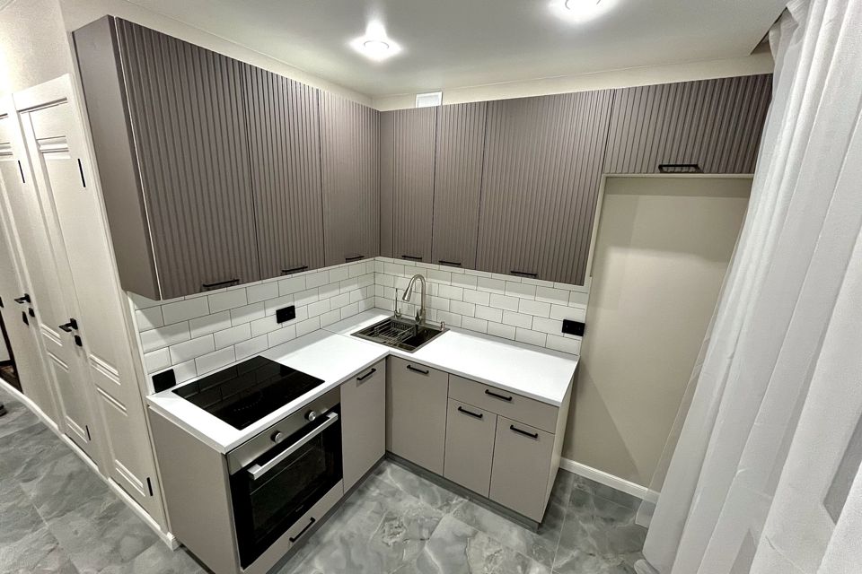 Продаётся 3-комнатная квартира, 58.3 м²