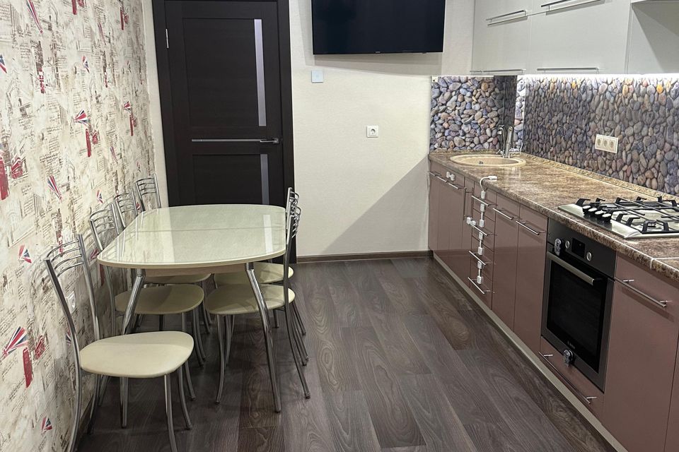 Продаётся 2-комнатная квартира, 64.4 м²