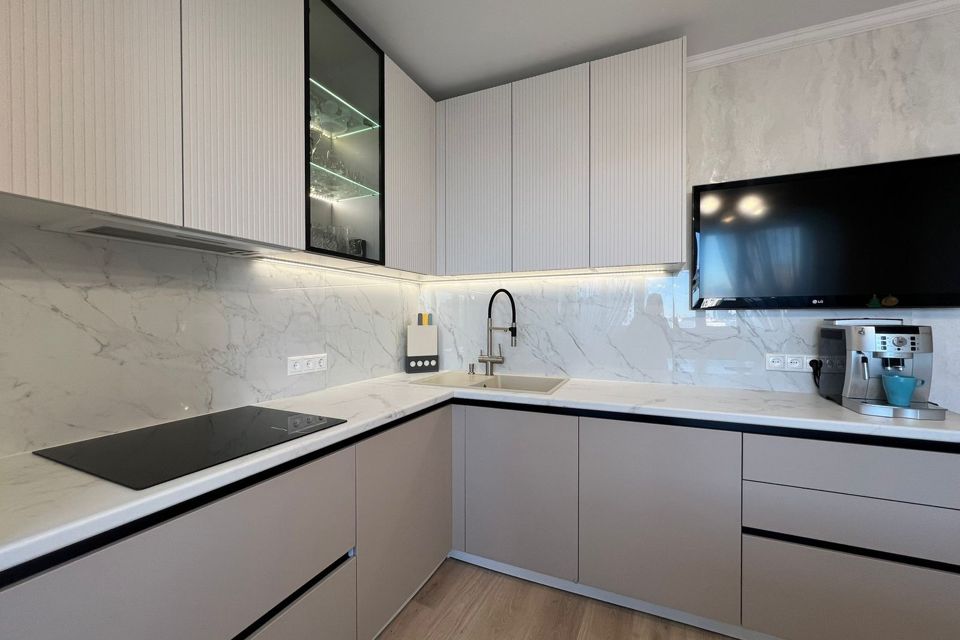 Продаётся 3-комнатная квартира, 124 м²