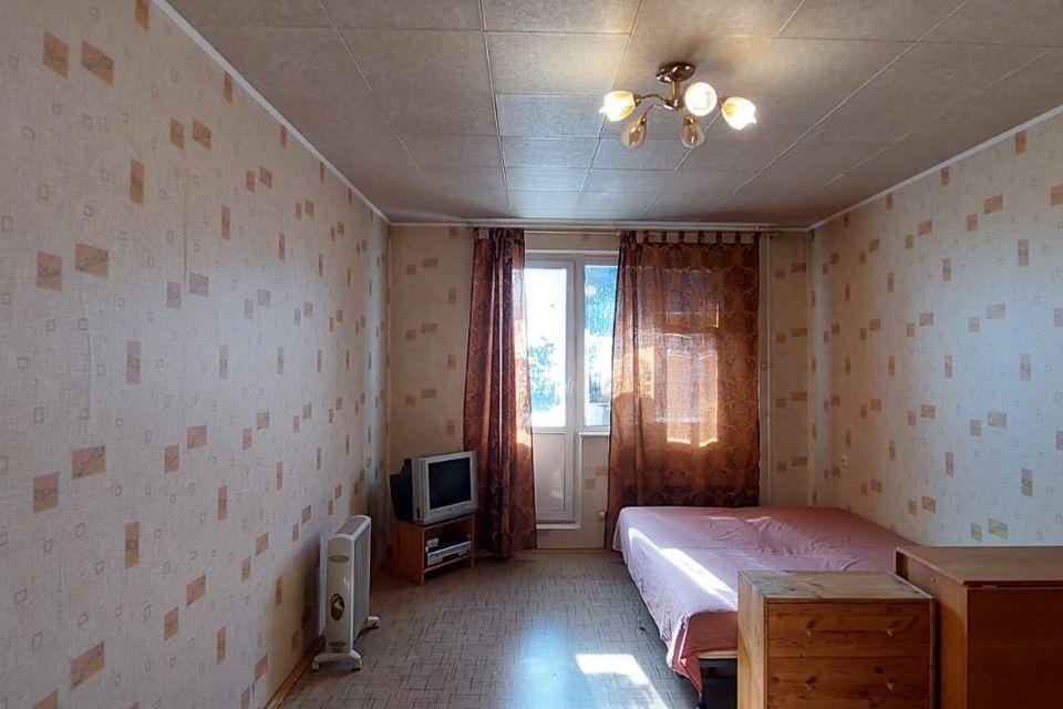 Продаётся 1-комнатная квартира, 37.8 м²