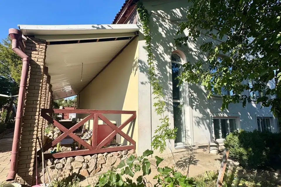 Продаётся 3-этажный дом, 247.2 м²