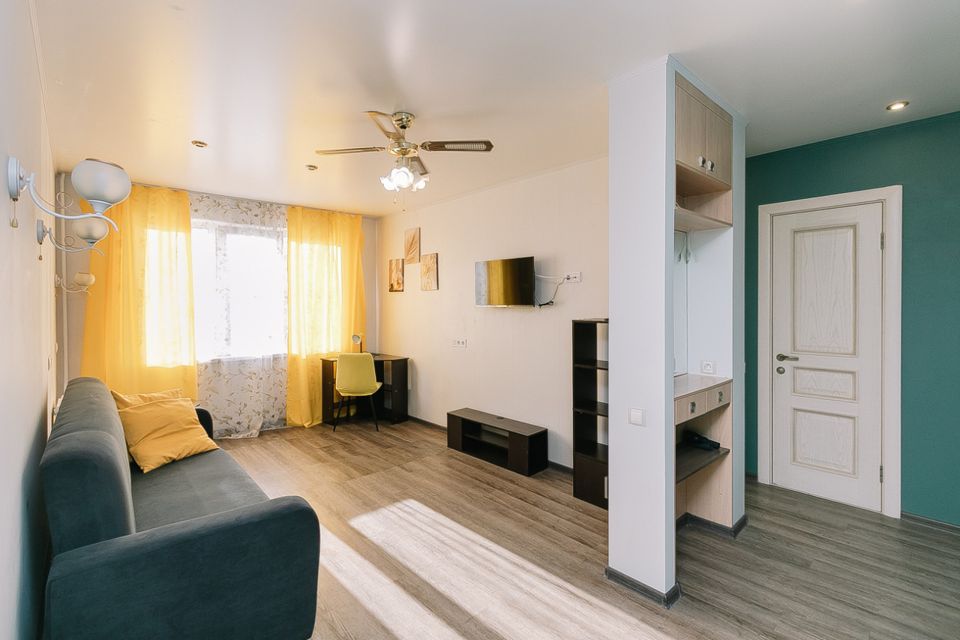 Продаётся 3-комнатная квартира, 60.5 м²