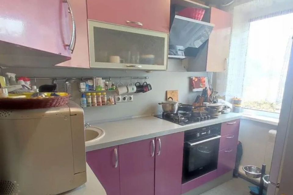 Продаётся 4-комнатная квартира, 81.3 м²