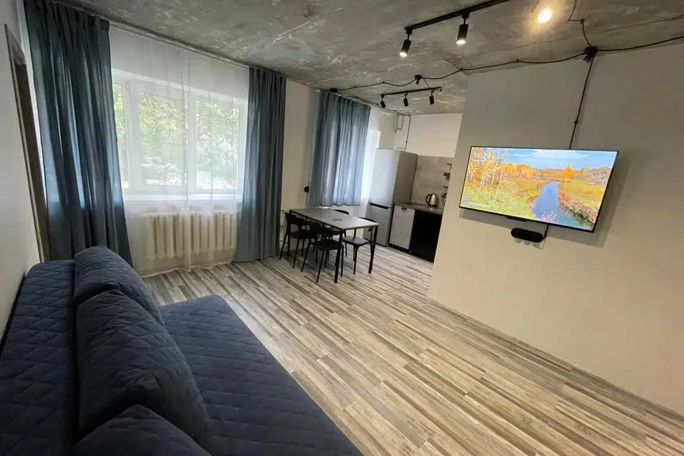 Продаётся 2-комнатная квартира, 42.4 м²