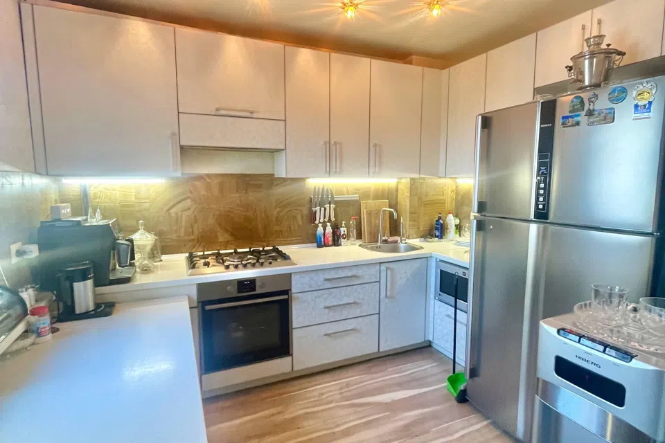 Продаётся 3-комнатная квартира, 74.2 м²
