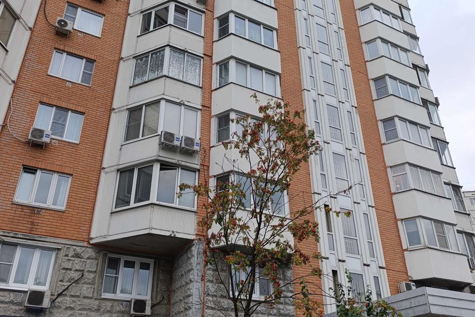 Продаётся 3-комнатная квартира, 82 м²