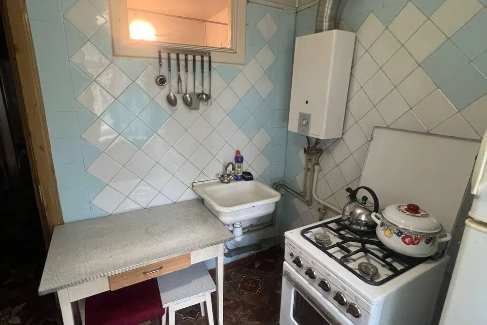 Продаётся 3-комнатная квартира, 56 м²