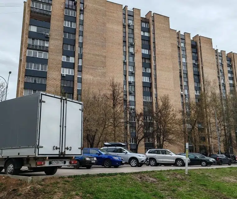 Продаётся 1-комнатная квартира, 41.3 м²