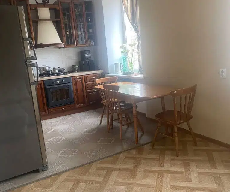 Продаётся 2-комнатная квартира, 60 м²