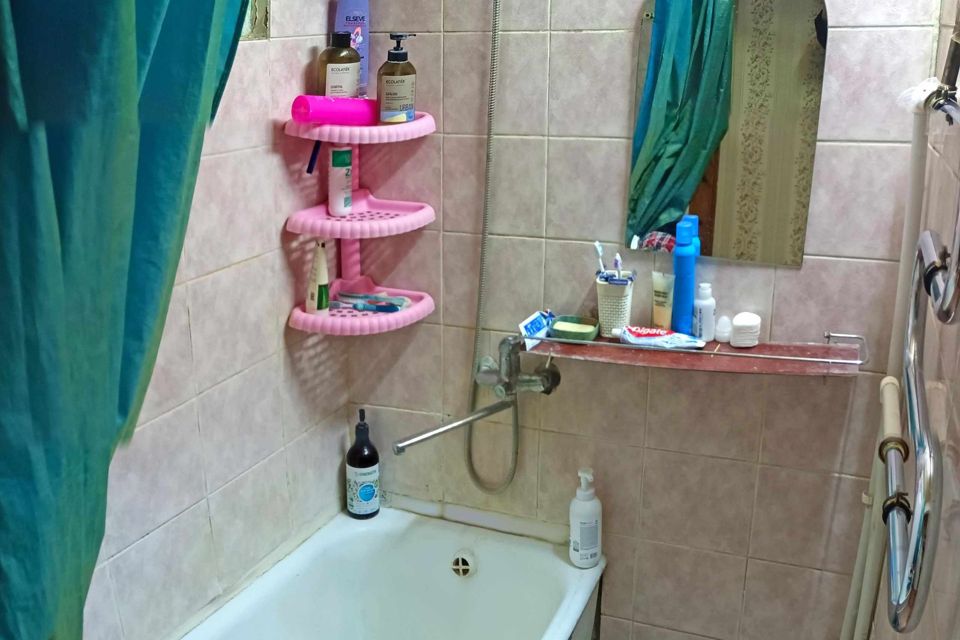 Продаётся 2-комнатная квартира, 43.7 м²