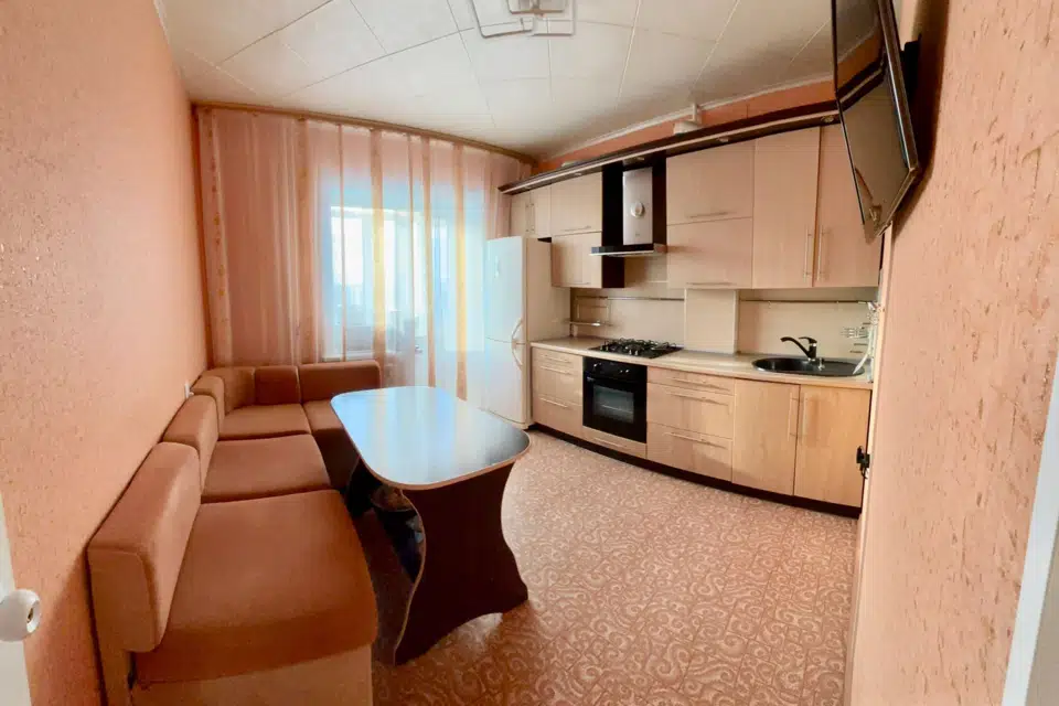 Продаётся 3-комнатная квартира, 70.3 м²