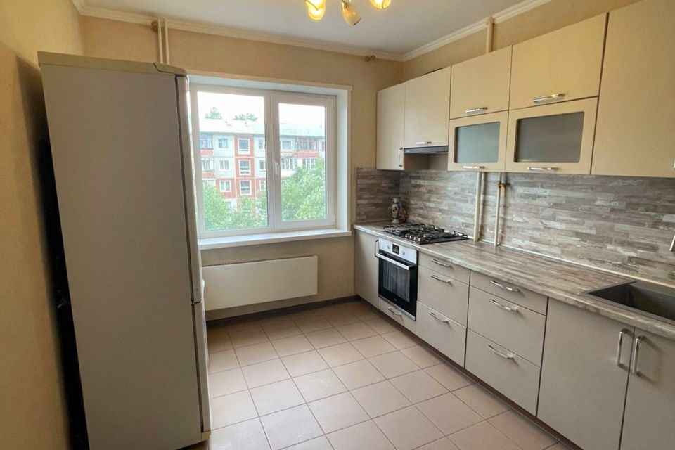 Продаётся 3-комнатная квартира, 63.4 м²