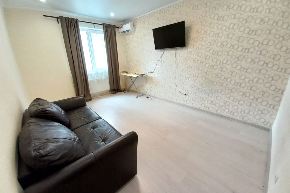 Продаётся 1-комнатная квартира, 38.1 м²